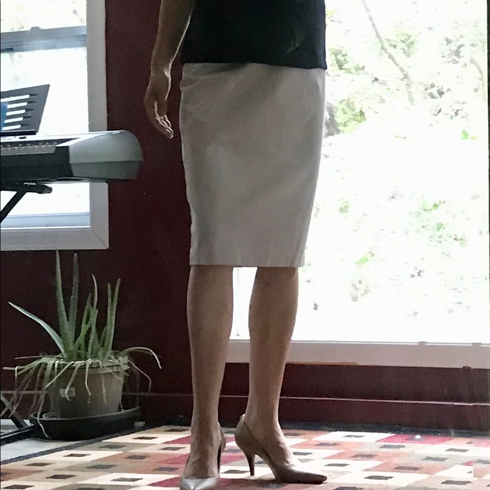 Bundle of 2 skirts
